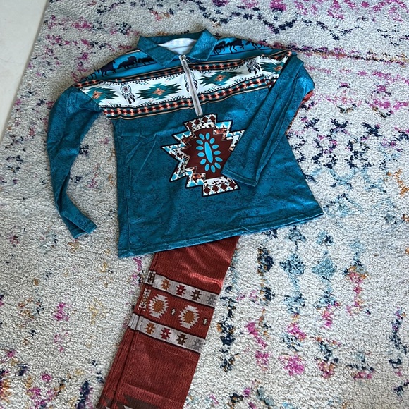 Native American inspired outfit - Picture 1 of 9
